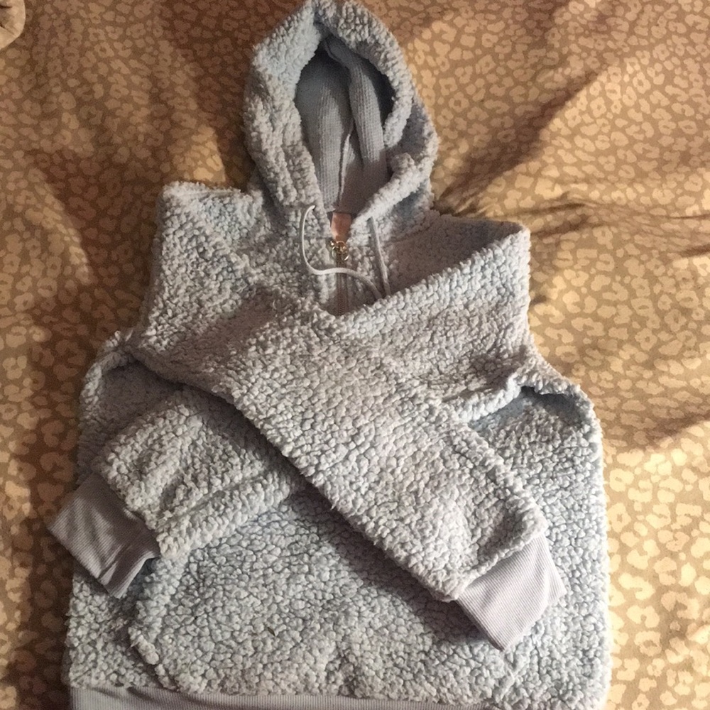Fuzzy blue sweatshirt